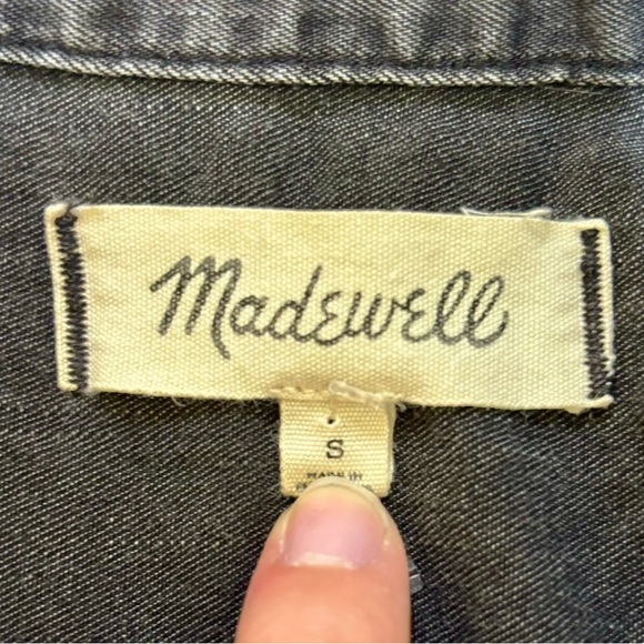 Madewell Shirt Womens Size Small Black Denim Hilltop Lunar Wash Button Down - Picture 6 of 12